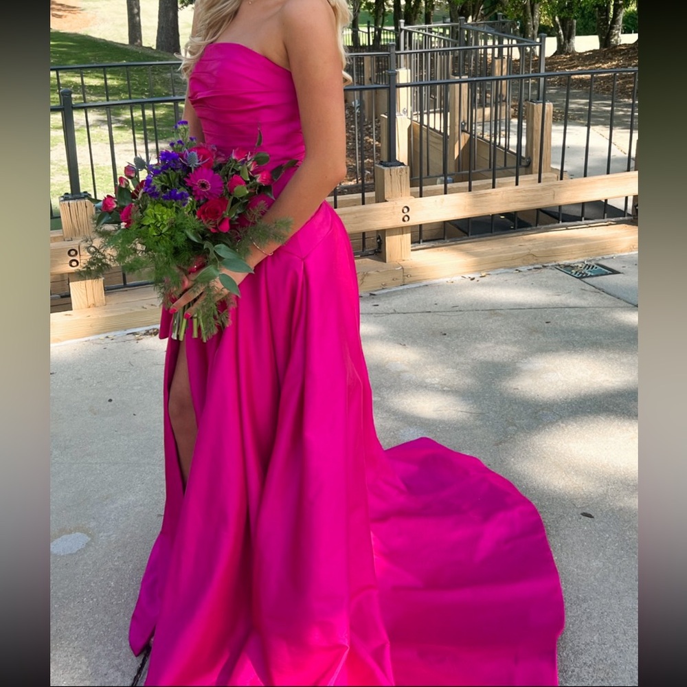 Gorgeous Sherri Hill gown